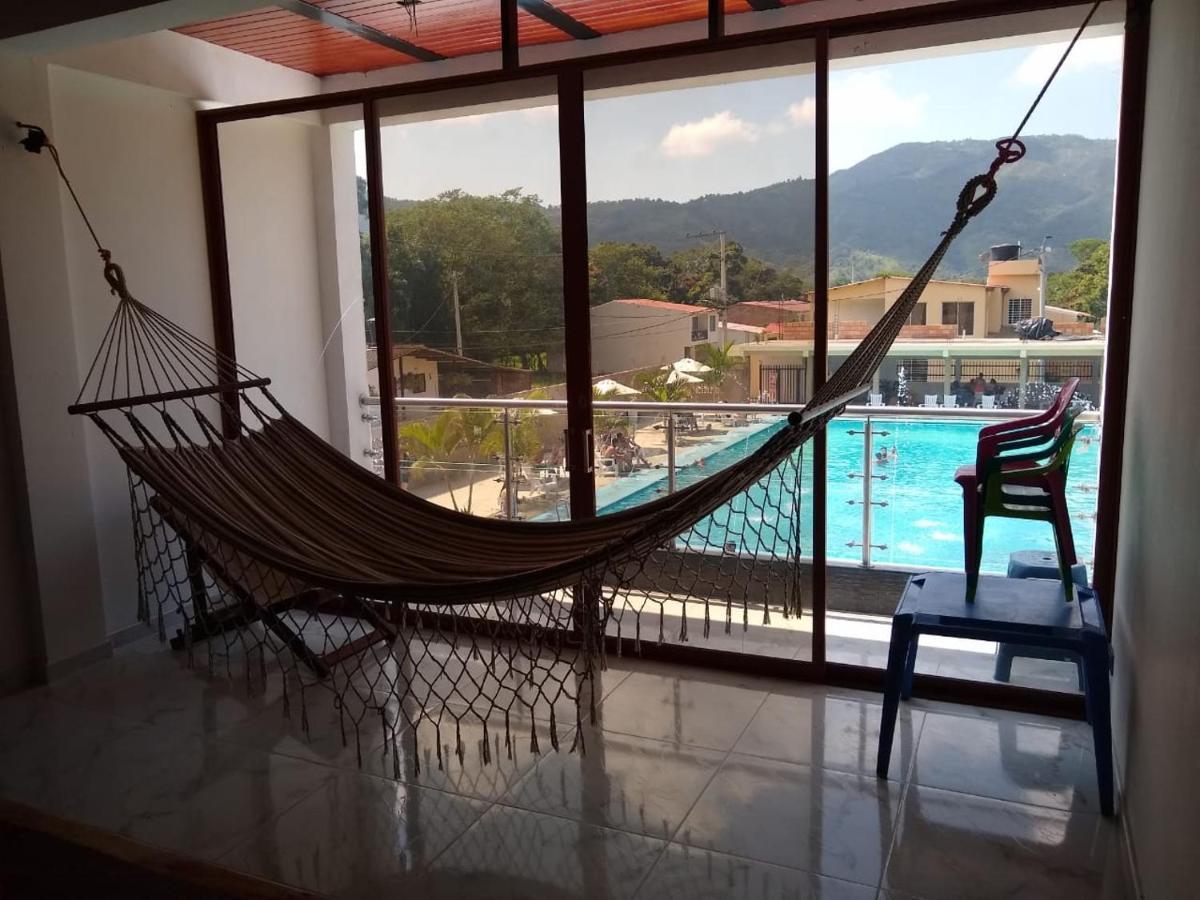Lindo Apartamento Vacacional En غوادواس المظهر الخارجي الصورة