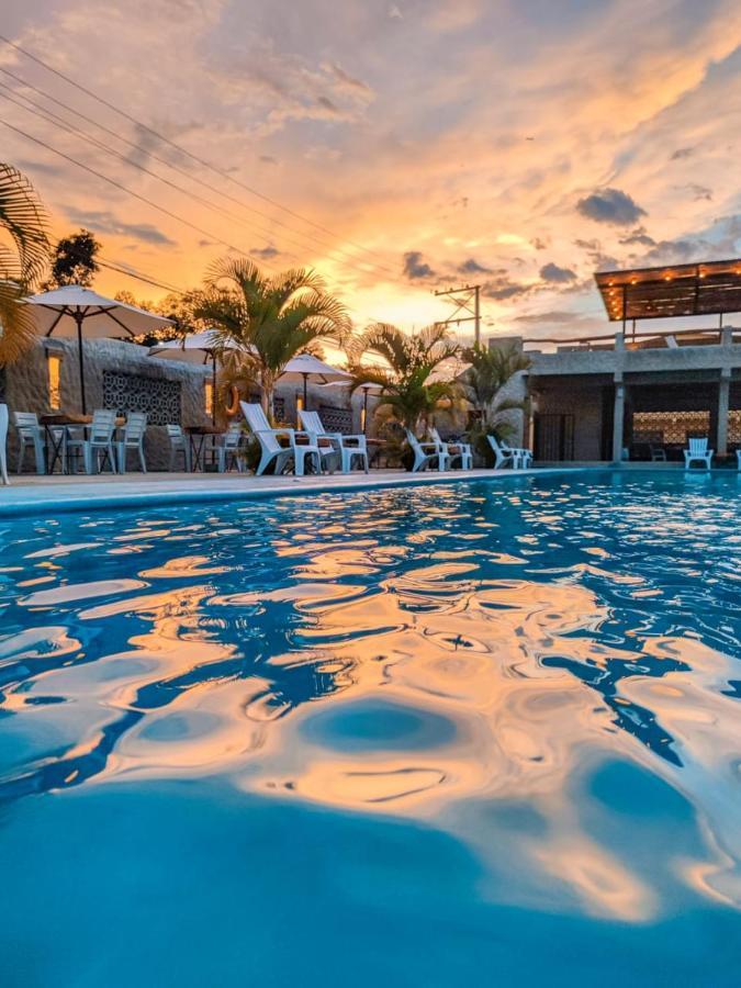 Lindo Apartamento Vacacional En غوادواس المظهر الخارجي الصورة